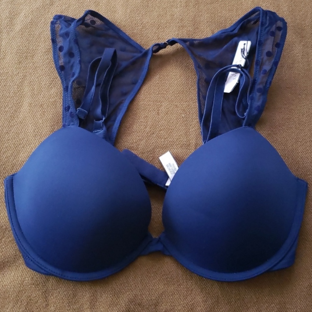 Brand New Vicctorias Secret Bra